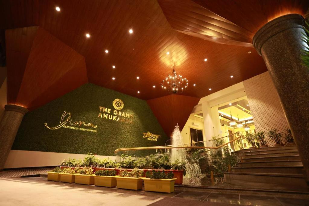 The Grand Hotel Τζαϊπούρ Εξωτερικό φωτογραφία